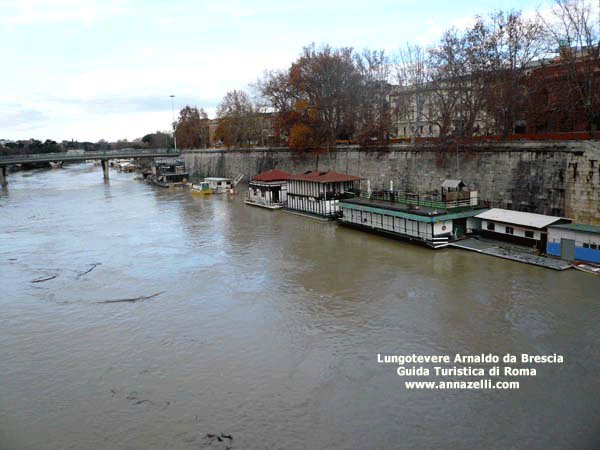 FOTO LUNGOTEVERE ARNALDO DA BRESCIA ROMA