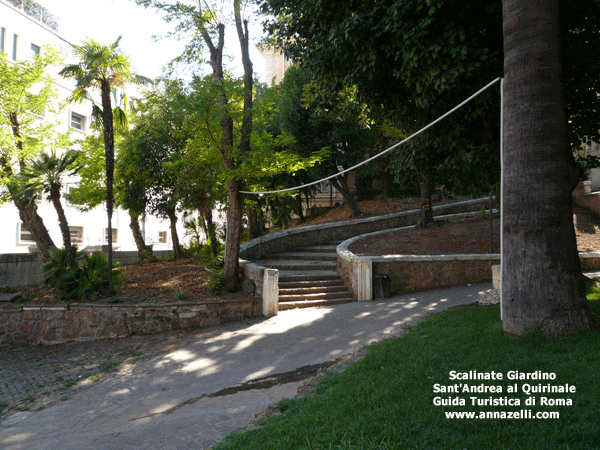 FOTO SCALINATE GIARDINO DI SANT'ANDREA AL QUIRINALE ROMA