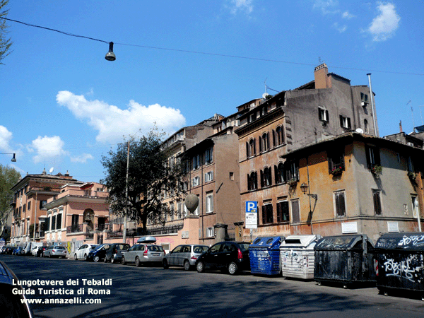 IL LUNGOTEVERE DEI TEBALDI ROMA