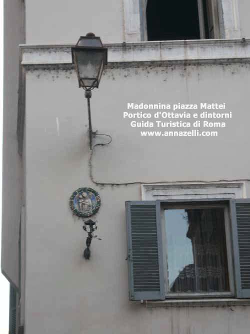 edicola sacra piazza mattei zoma zona portico d'ottavia