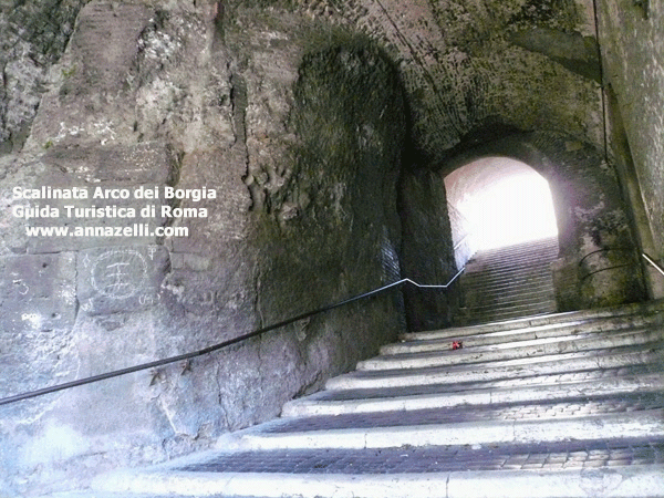 foto scalinata arco dei borgia roma