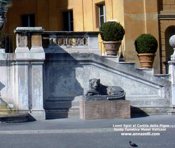 leoni egizi alla fontana nicchione cortile della pigna musei vaticani