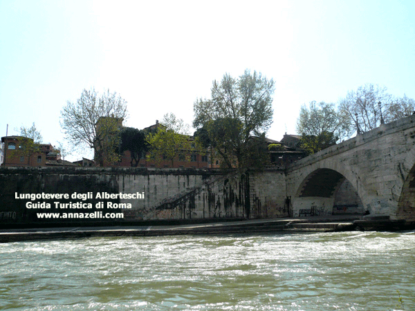 lungotevere degli alberteschi roma veduta dal tevere