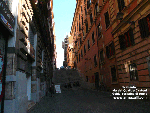 scalinata via dei quattro cantoni roma