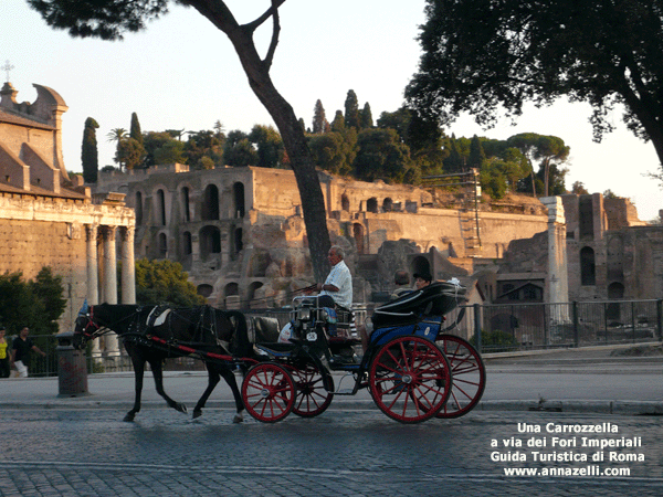 una carrozzella a via dei fori imperiali roma