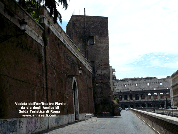 veduta dell'anfiteatro flavio da via del fagutale roma