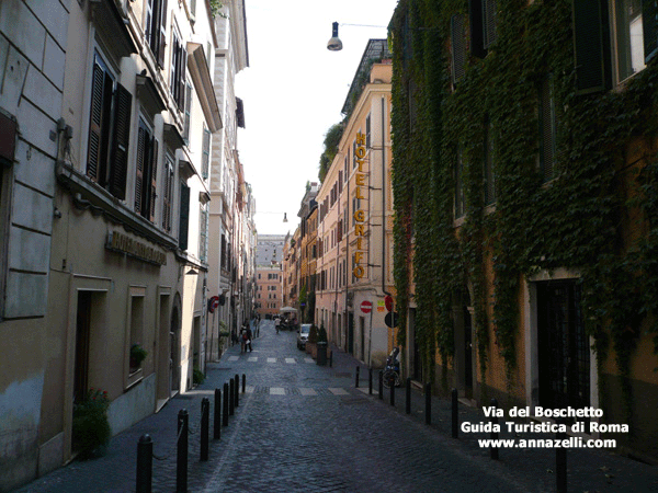 veduta di via del boschetto roma