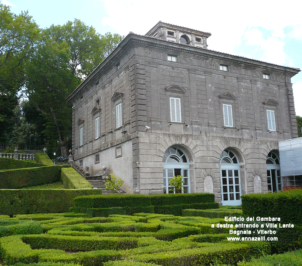 edificio casino del gambara a destra entrando a villa lante bagnaia viterbo info e foto anna zelli