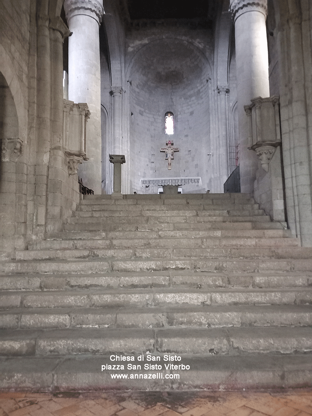 interno chiesa di san sisto viterbo info e foto anna zelli