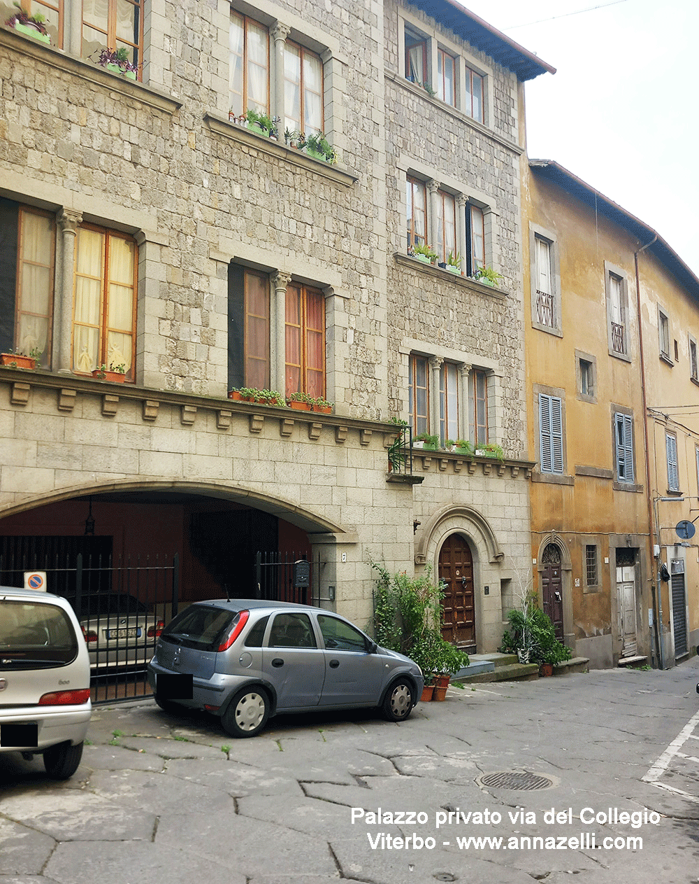 palazzo casa privata a via del collegio viterbo info e foto anna zelli