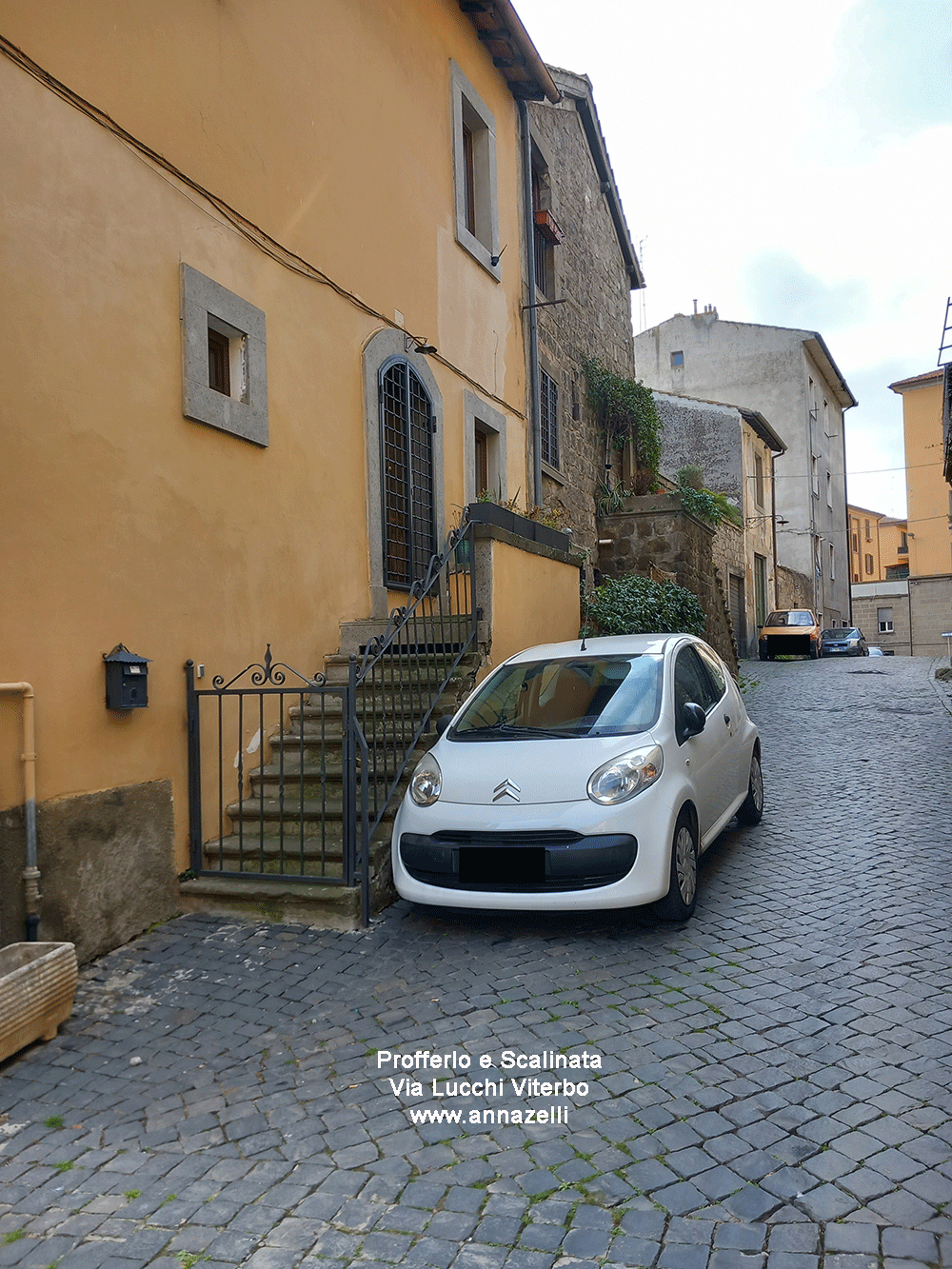 profferlo e scalinata via lucchi viterbo centro storico info e foto anna zelli