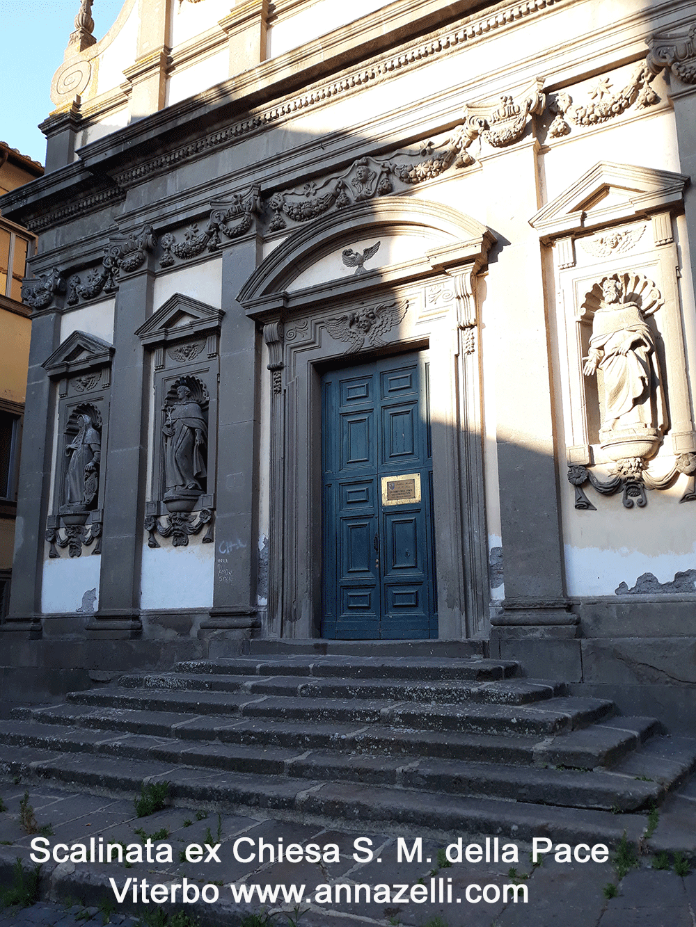 scalinata ex chiesa santa maria della pace piazza luigi concetti viterbo centro storico