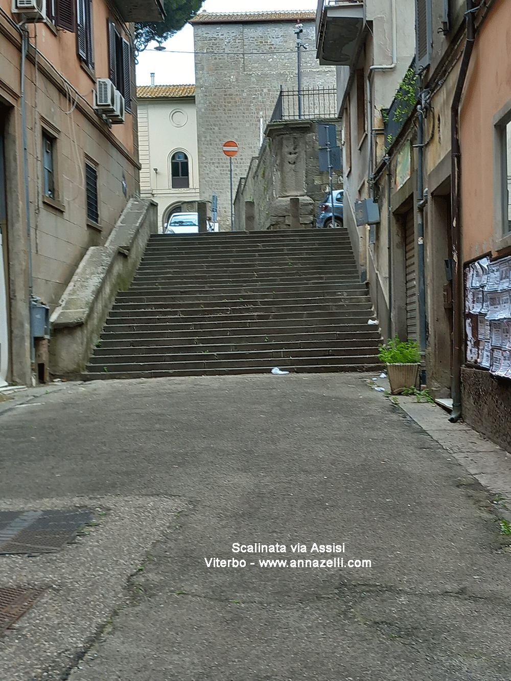 scalinata via assisi viterbo info e foto anna zelli