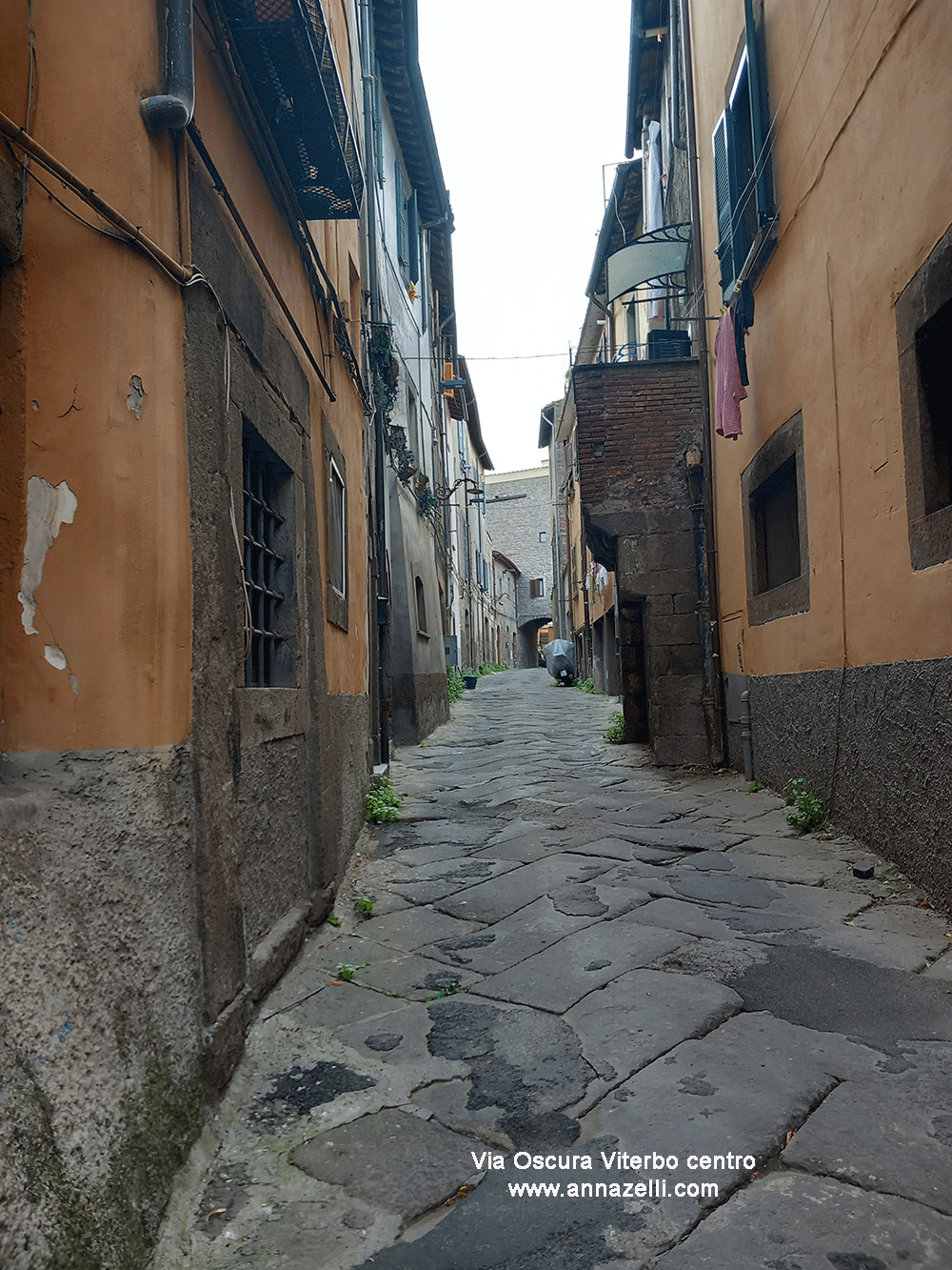 via oscura viterbo centro info e foto anna zelli